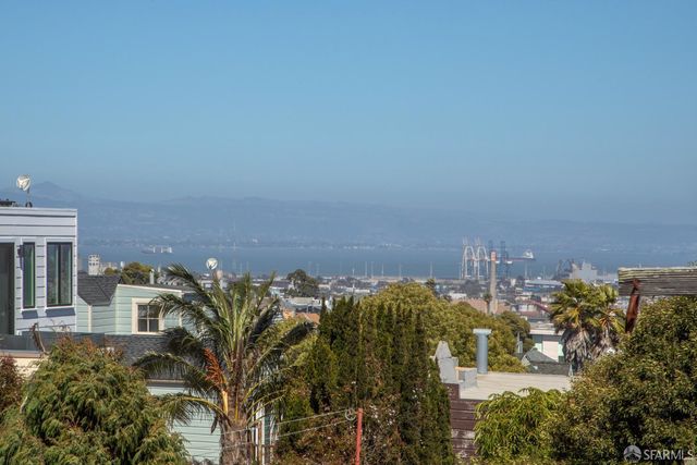 333 Holly Park Circle, San Francisco, CA 94110