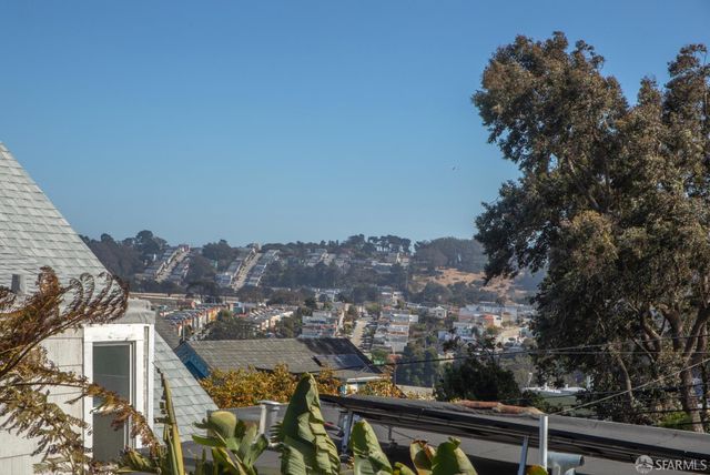 333 Holly Park Circle, San Francisco, CA 94110