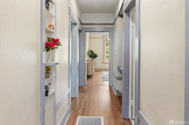 333 Holly Park Circle, San Francisco, CA 94110