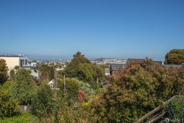 333 Holly Park Circle, San Francisco, CA 94110