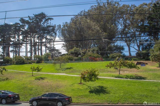 333 Holly Park Circle, San Francisco, CA 94110