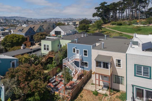 333 Holly Park Circle, San Francisco, CA 94110