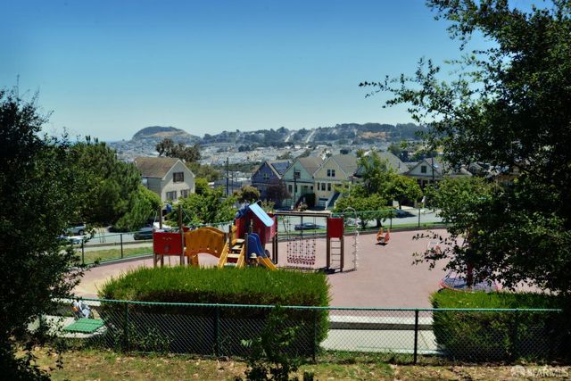 333 Holly Park Circle, San Francisco, CA 94110