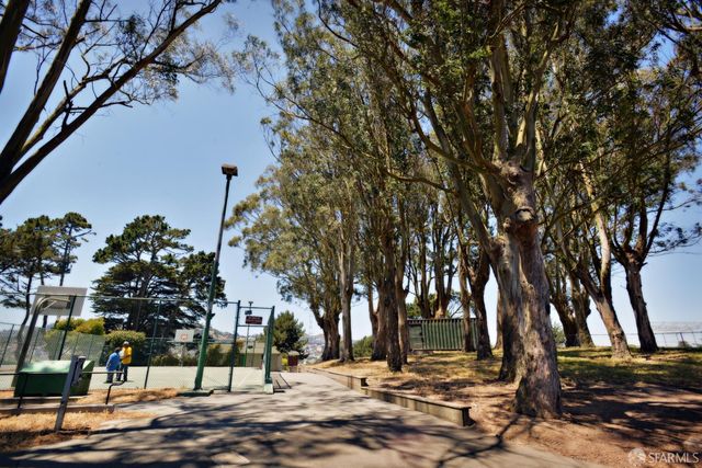 333 Holly Park Circle, San Francisco, CA 94110