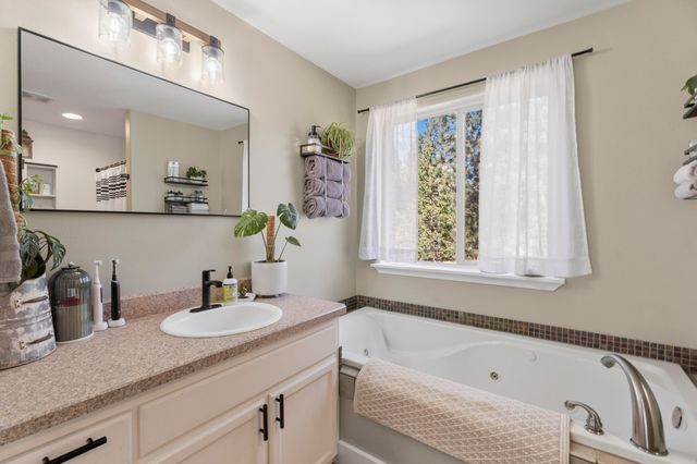 149112 Auderine Circle, La Pine, OR 97739