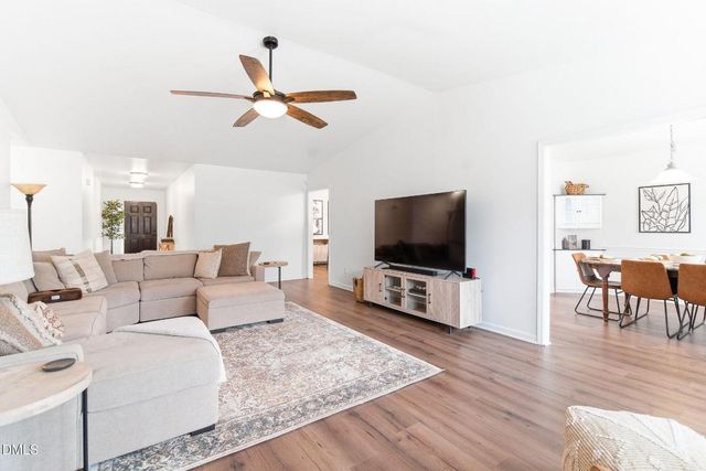 5010 Longridge Drive, Kernersville, NC 27284