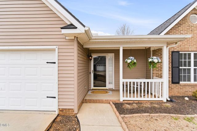 5010 Longridge Drive, Kernersville, NC 27284