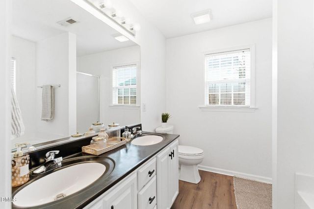 5010 Longridge Drive, Kernersville, NC 27284