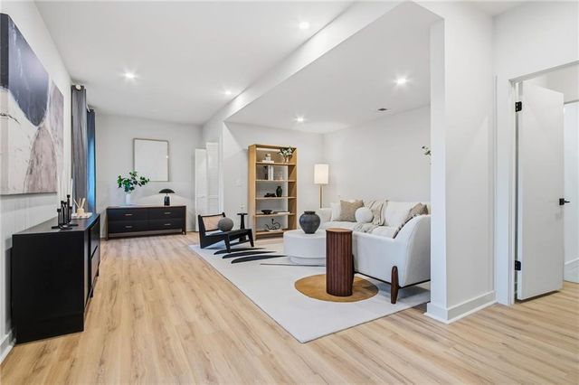 1735 Little Willeo Road, Marietta, GA 30068