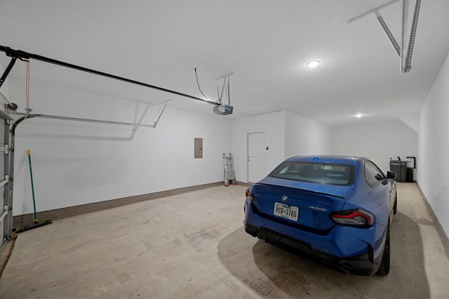 3108 Miletto DR, Round Rock, TX 78665