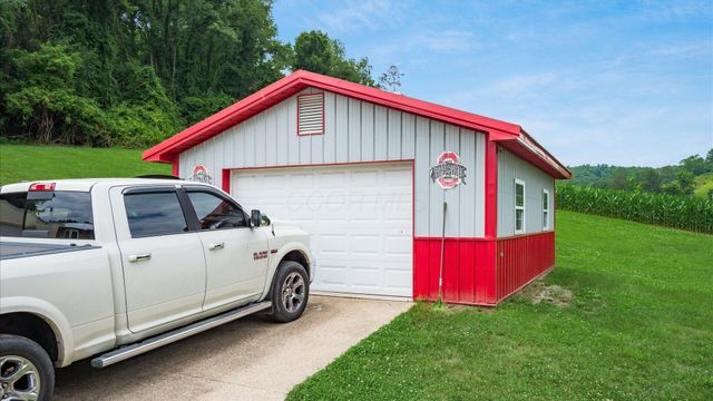 6333 Fallsburg Road NE, Newark, OH 43055