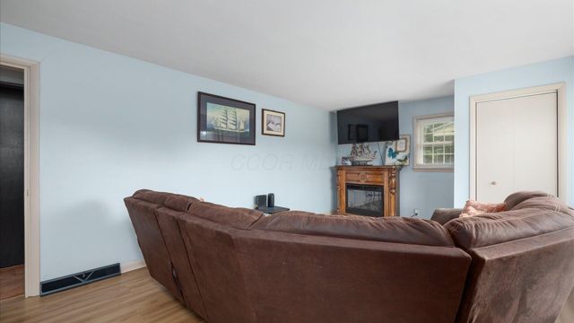 6333 Fallsburg Road NE, Newark, OH 43055
