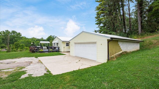6333 Fallsburg Road NE, Newark, OH 43055
