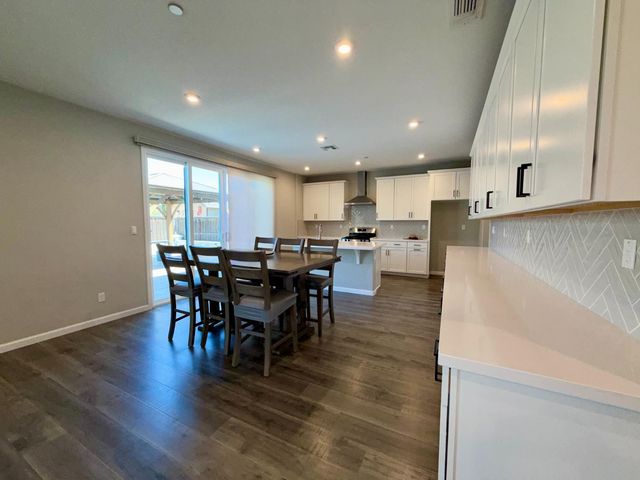 10912 Monomoy Way, Stockton, CA 95219