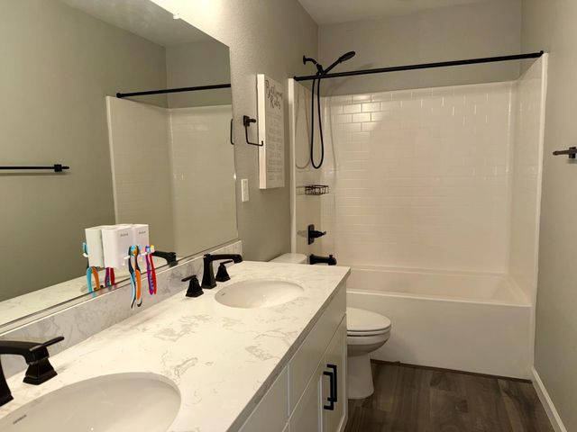 10912 Monomoy Way, Stockton, CA 95219