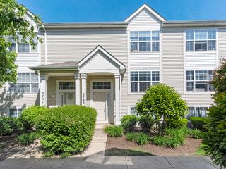2745 Canyon Drive, Plainfield, IL 60586