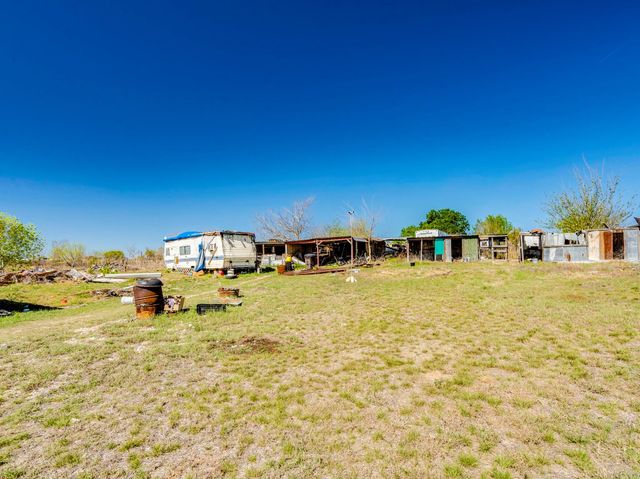 251 Twisted CRK, Kyle, TX 78640