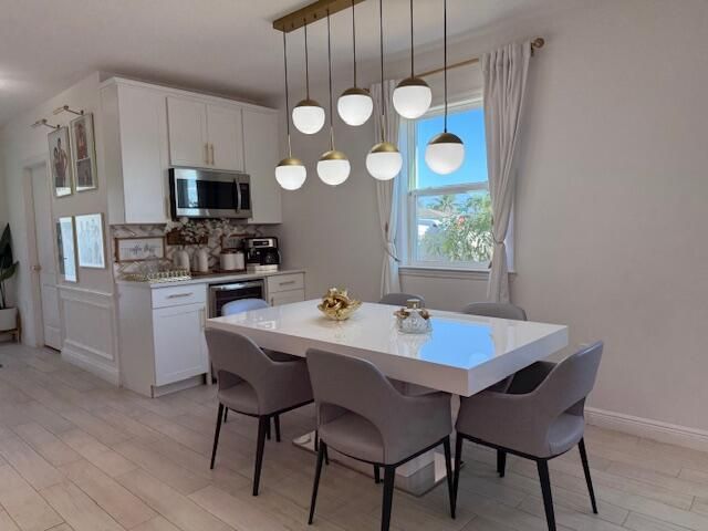 2300 SW Abalon Circle, Port St Lucie, FL 34953