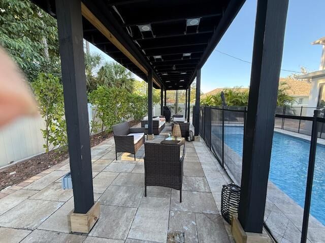 2300 SW Abalon Circle, Port St Lucie, FL 34953