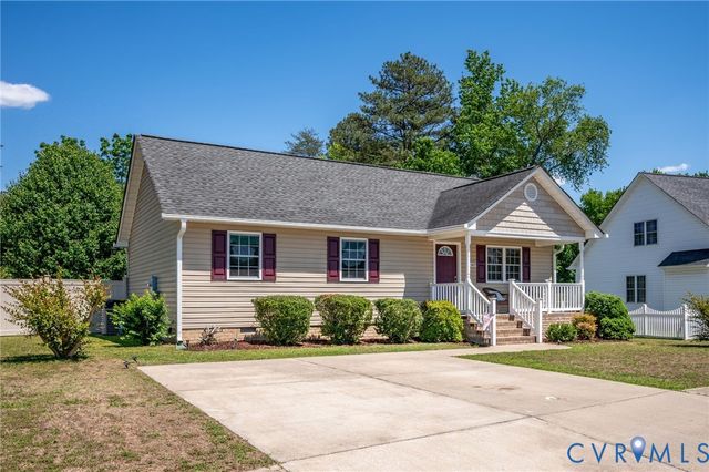 507 Yellowstone Dr, Hopewell, VA 23860
