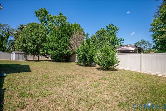 507 Yellowstone Dr, Hopewell, VA 23860
