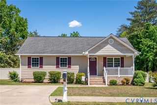 507 Yellowstone Dr, Hopewell, VA 23860