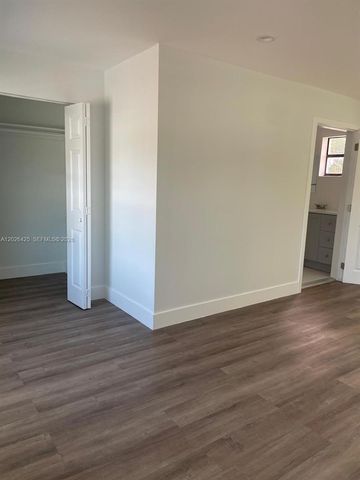 20720 NW 34 Avenue, Miami Gardens, FL 33056