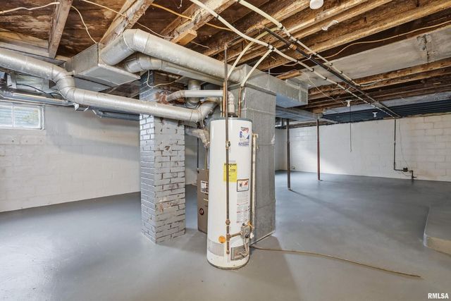 1839 7TH Street, Rock Island, IL 61201