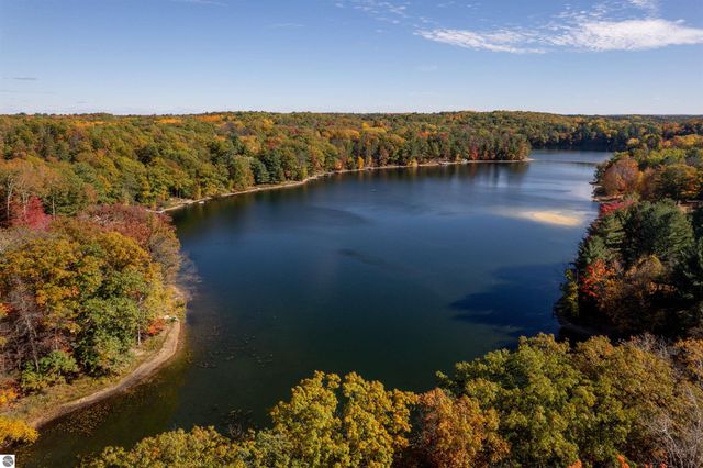 Cross Country Trail, Traverse City, MI 49686