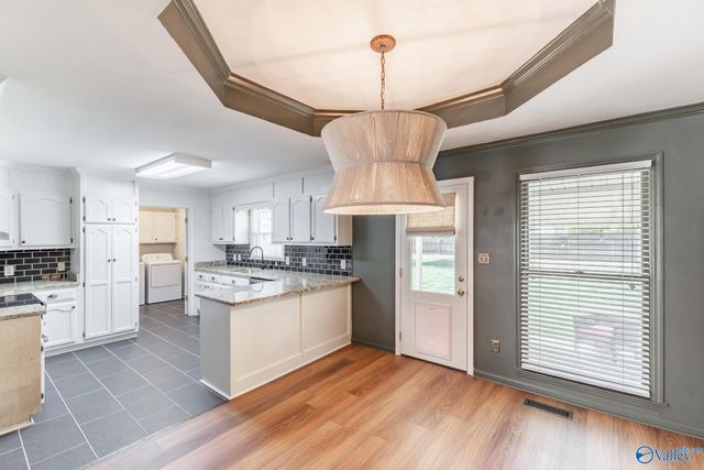 17960 Davis Street, Athens, AL 35611