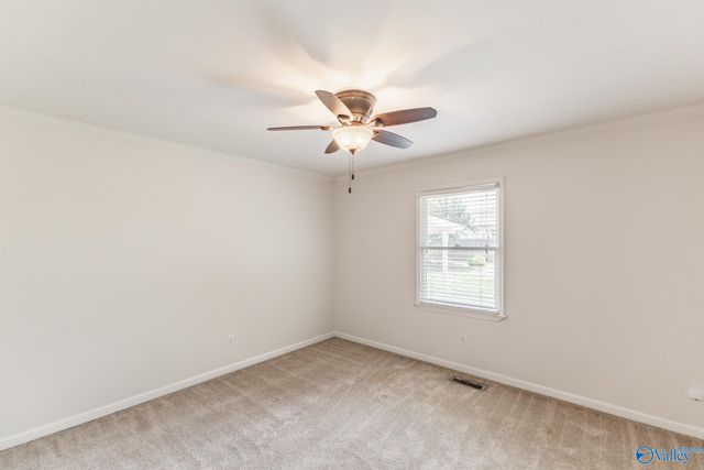 17960 Davis Street, Athens, AL 35611