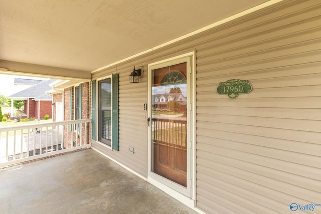 17960 Davis Street, Athens, AL 35611