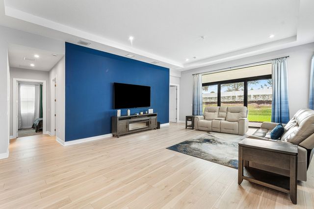 2752 SE Ashfield Drive, Port St. Lucie, Port St Lucie, FL 34984