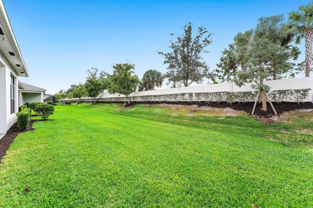 2752 SE Ashfield Drive, Port St. Lucie, Port St Lucie, FL 34984