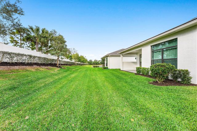 2752 SE Ashfield Drive, Port St. Lucie, Port St Lucie, FL 34984