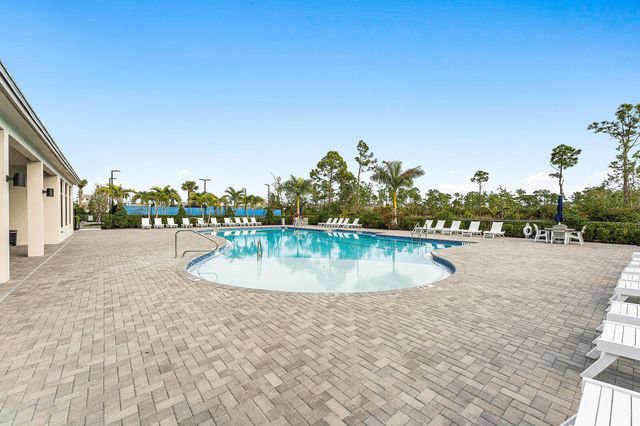 2752 SE Ashfield Drive, Port St. Lucie, Port St Lucie, FL 34984