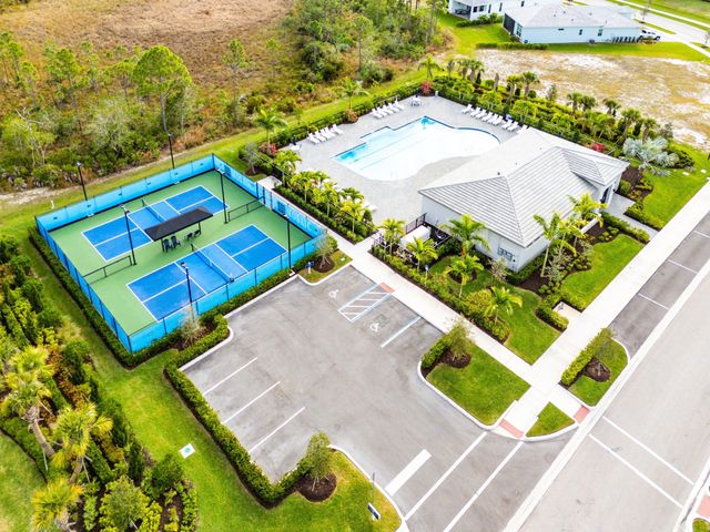 2752 SE Ashfield Drive, Port St. Lucie, Port St Lucie, FL 34984