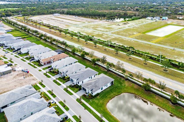 2752 SE Ashfield Drive, Port St. Lucie, Port St Lucie, FL 34984