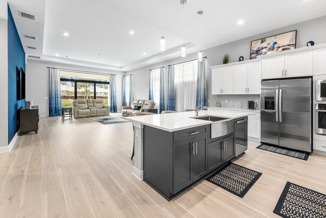 2752 SE Ashfield Drive, Port St. Lucie, Port St Lucie, FL 34984