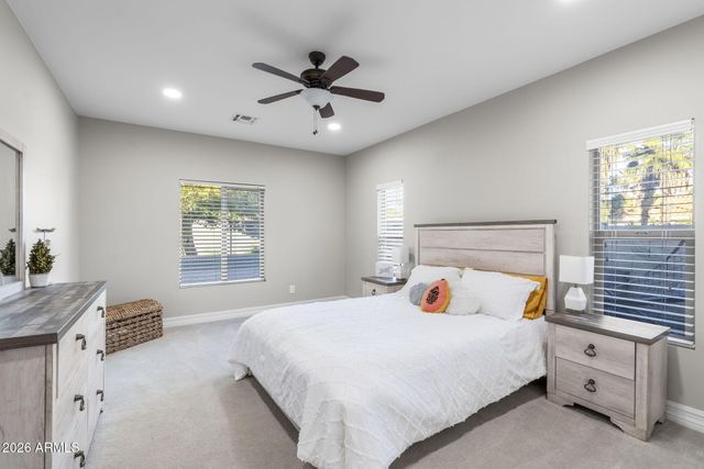 5926 E HARTFORD Avenue, Scottsdale, AZ 85254