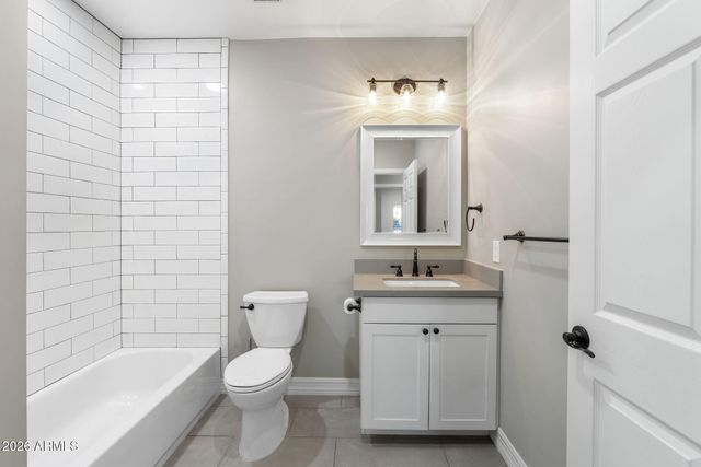 5926 E HARTFORD Avenue, Scottsdale, AZ 85254