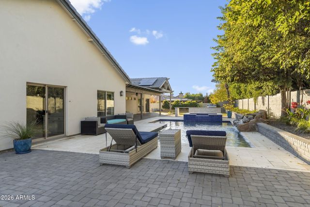 5926 E HARTFORD Avenue, Scottsdale, AZ 85254