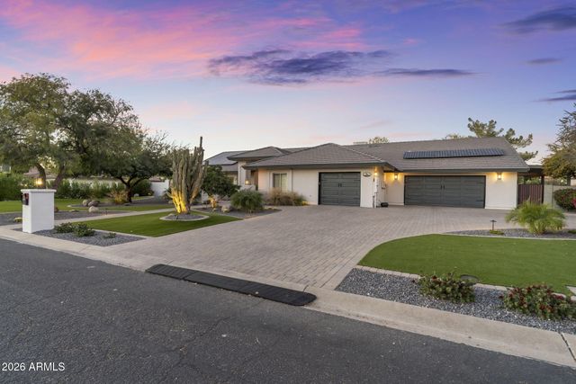 5926 E HARTFORD Avenue, Scottsdale, AZ 85254