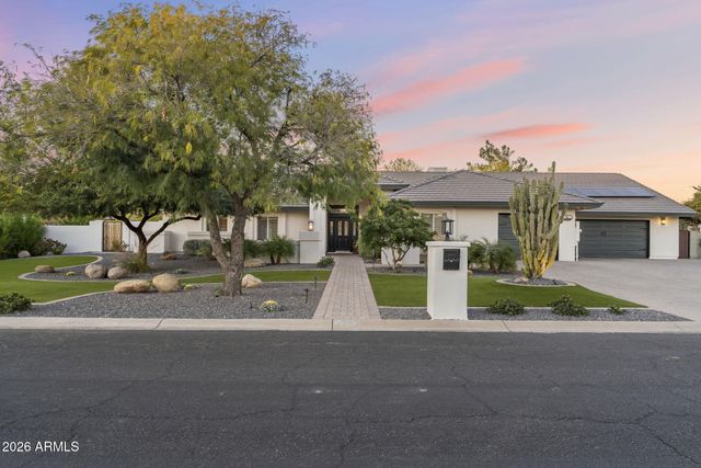 5926 E HARTFORD Avenue, Scottsdale, AZ 85254