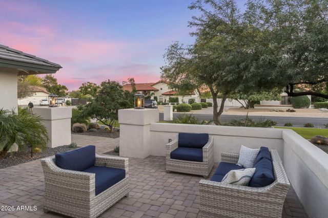 5926 E HARTFORD Avenue, Scottsdale, AZ 85254