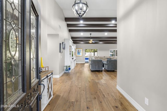 5926 E HARTFORD Avenue, Scottsdale, AZ 85254