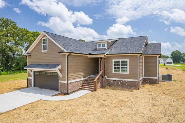 370 Dugout Rd, Summertown, TN 38483