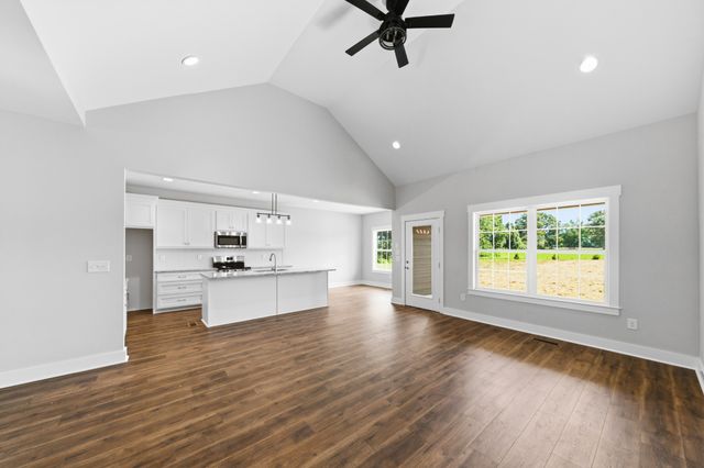 370 Dugout Rd, Summertown, TN 38483