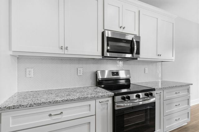 370 Dugout Rd, Summertown, TN 38483