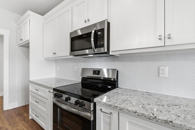 370 Dugout Rd, Summertown, TN 38483